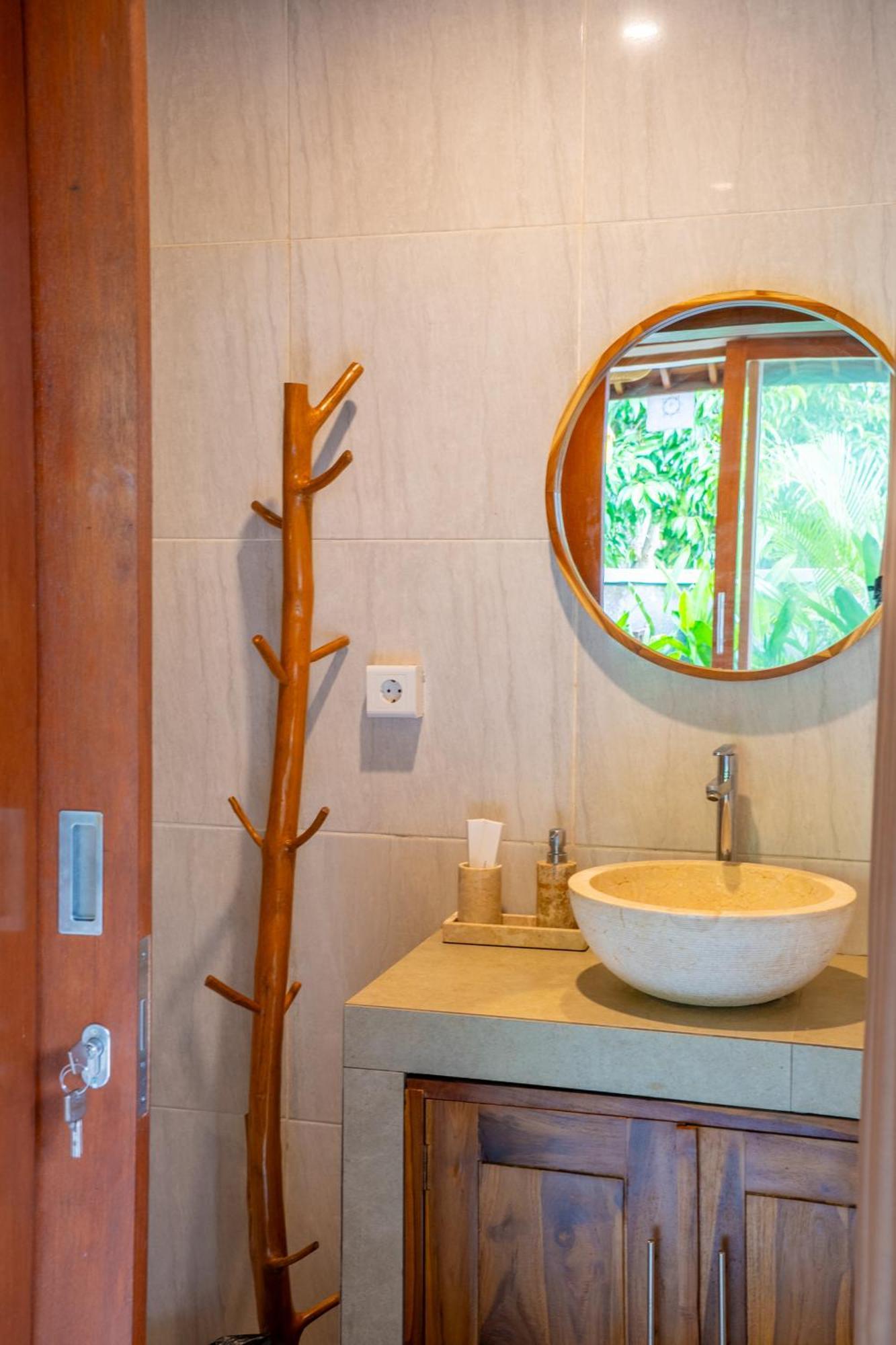 Cempaka Kembar Guest House Ubud Dış mekan fotoğraf